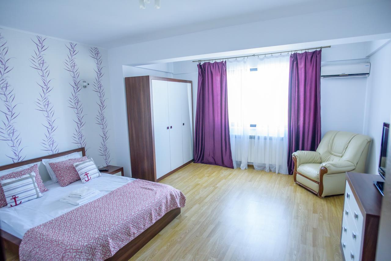 C&Y Zev Apartments ママイア エクステリア 写真