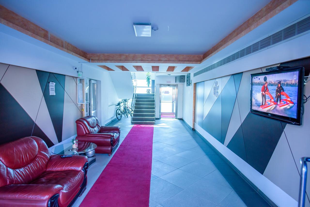C&Y Zev Apartments ママイア エクステリア 写真